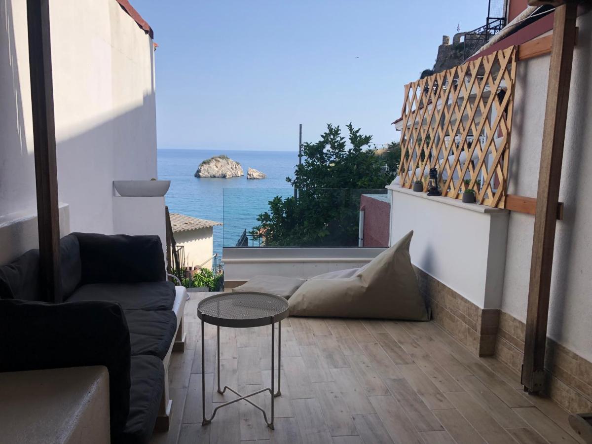 Blaue Welle Haus Parga Exterior foto